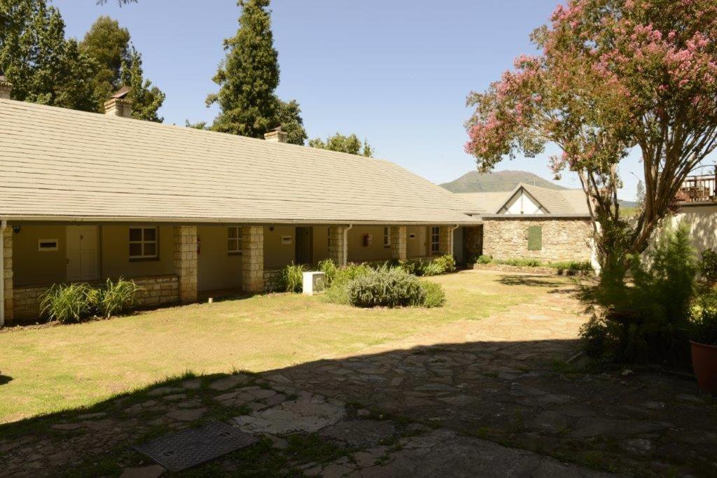 The Hogsback Inn Exterior photo